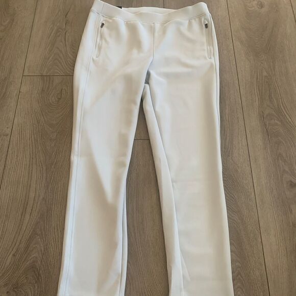 Under Armour woman’s fitted high rise ankle pants - Picture 2 of 5